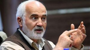 هشداره احمد توکلی به کمبود حدود ۲۰۰ قلم دارو در آینده نزدیک