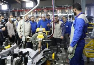 مافیای خودروسازی هر دولتی را در شکم خود حذف می‌کند