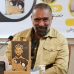 توبیخ راوی کتاب «مست و سنگستان» توسط آیت‌الله خامنه‌ای