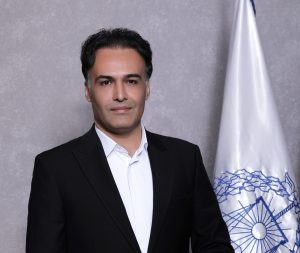 ارزش منصفانه آزادی و حق برابری فرصتها: مروری بر عملکرد کانون وکلای دادگستری مرکز