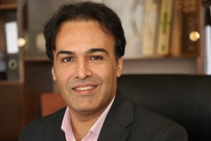 حذف معیارهای علمی:مسیری برای نابودی ساحت عدالت (بررسی وضعیت اموزش وکلای فرانسه، آمریکا و بریتانیا)